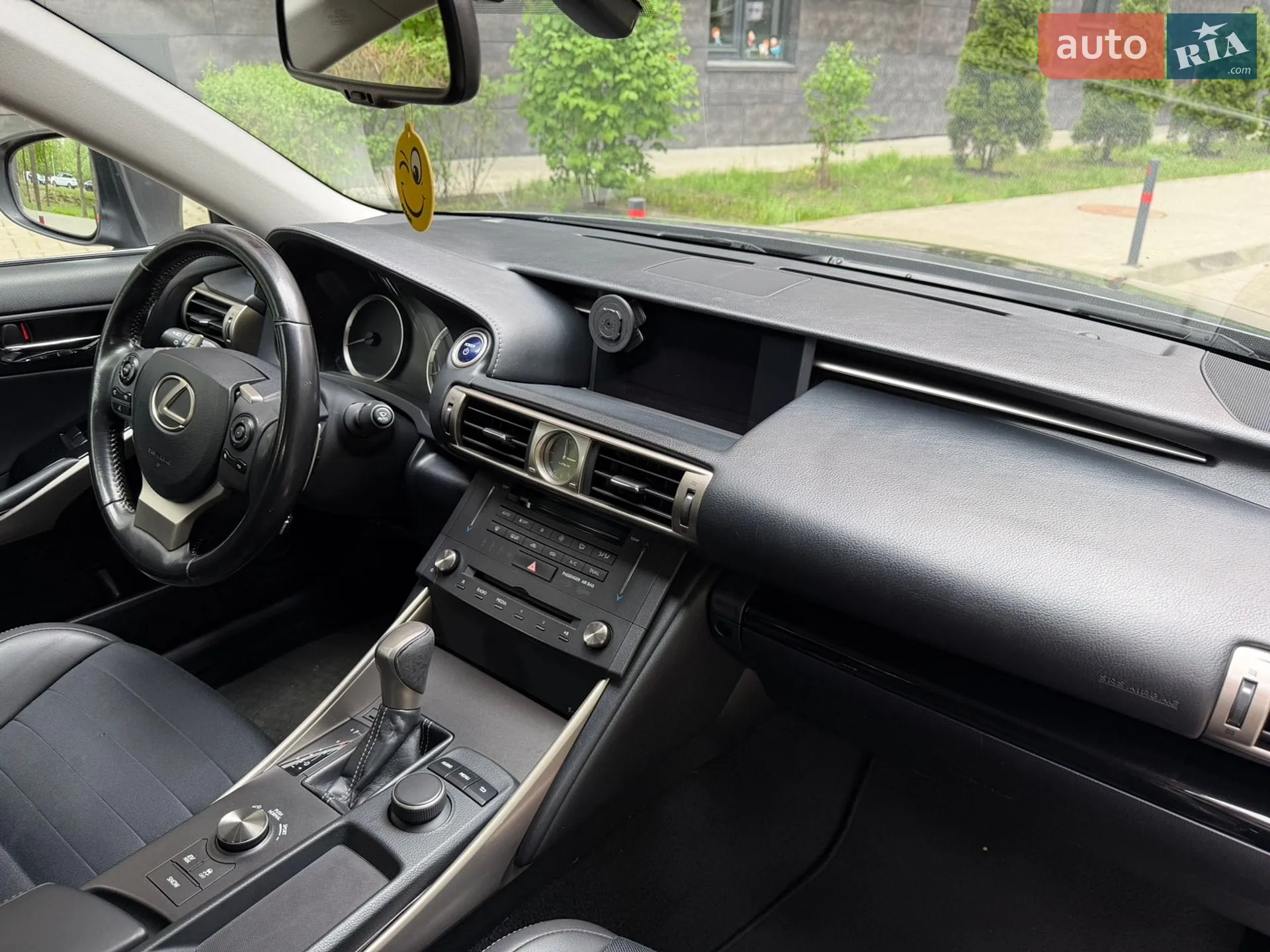2016 Lexus IS - мініатюра 49