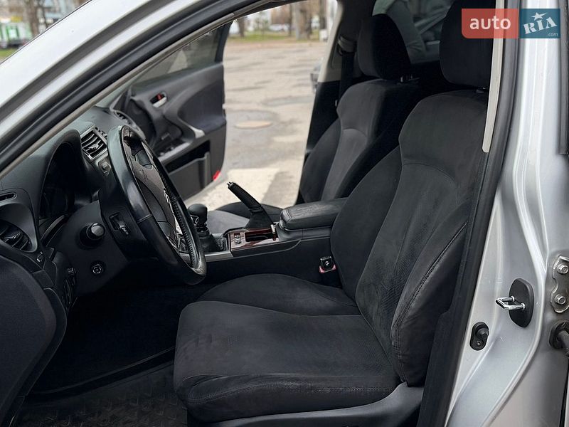 Седан Lexus IS 2007 в Черкассах