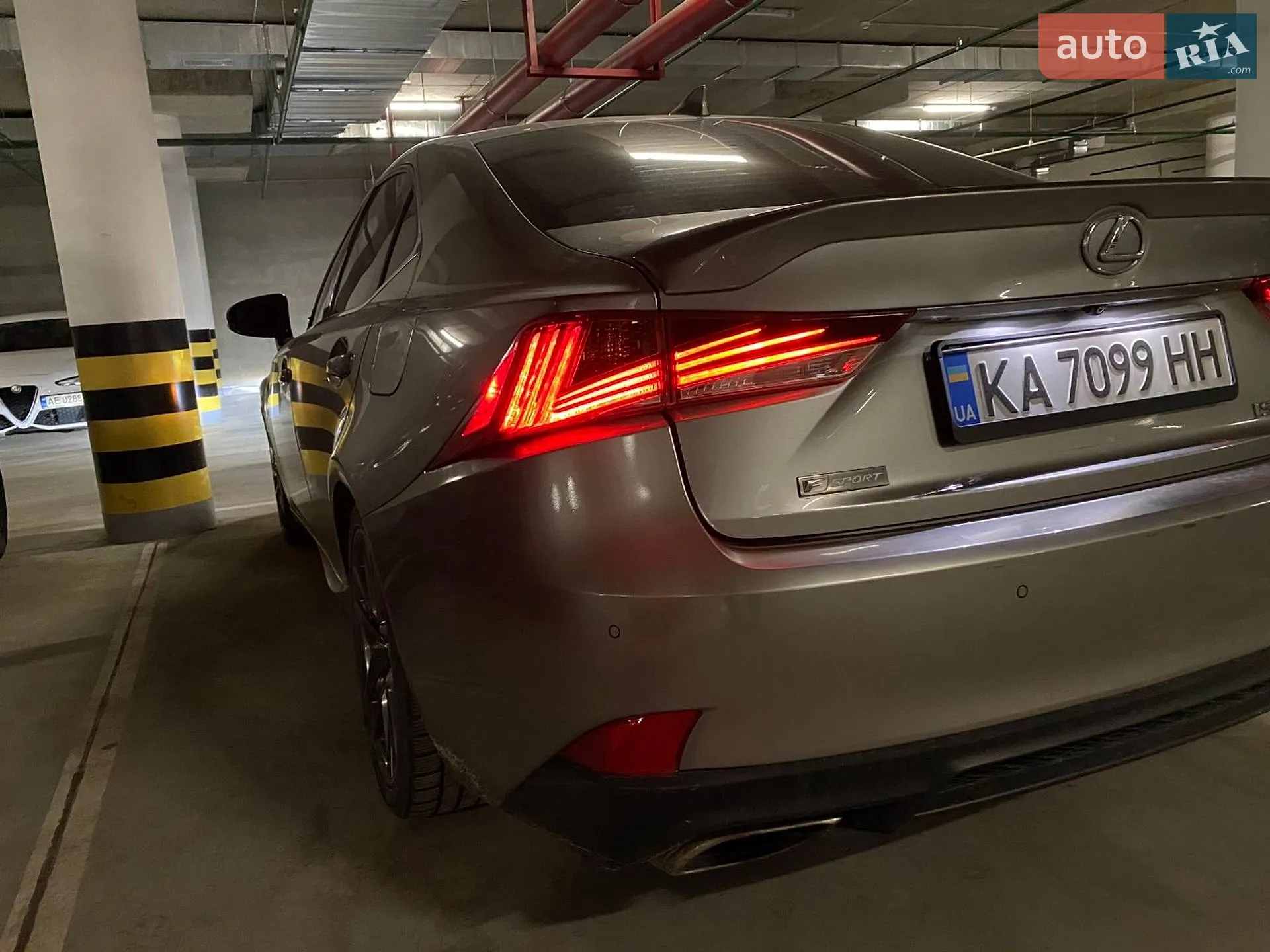 2018 Lexus IS - мініатюра 4