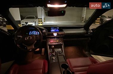 Седан Lexus IS 2018 в Киеве