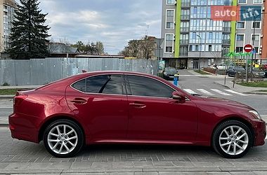 Седан Lexus IS 2012 в Львове