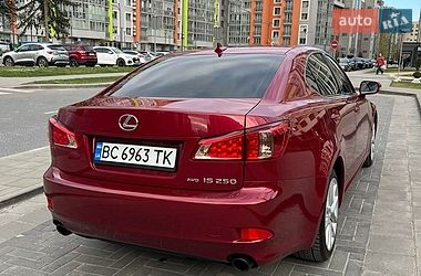 Седан Lexus IS 2012 в Львове