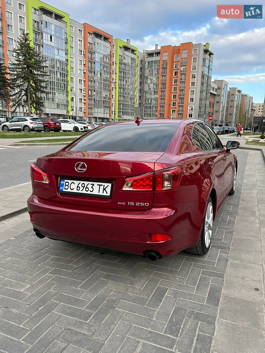 2012 Lexus IS - мініатюра 9