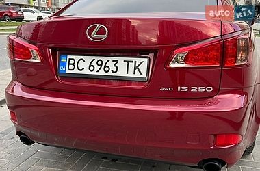 Седан Lexus IS 2012 в Львове
