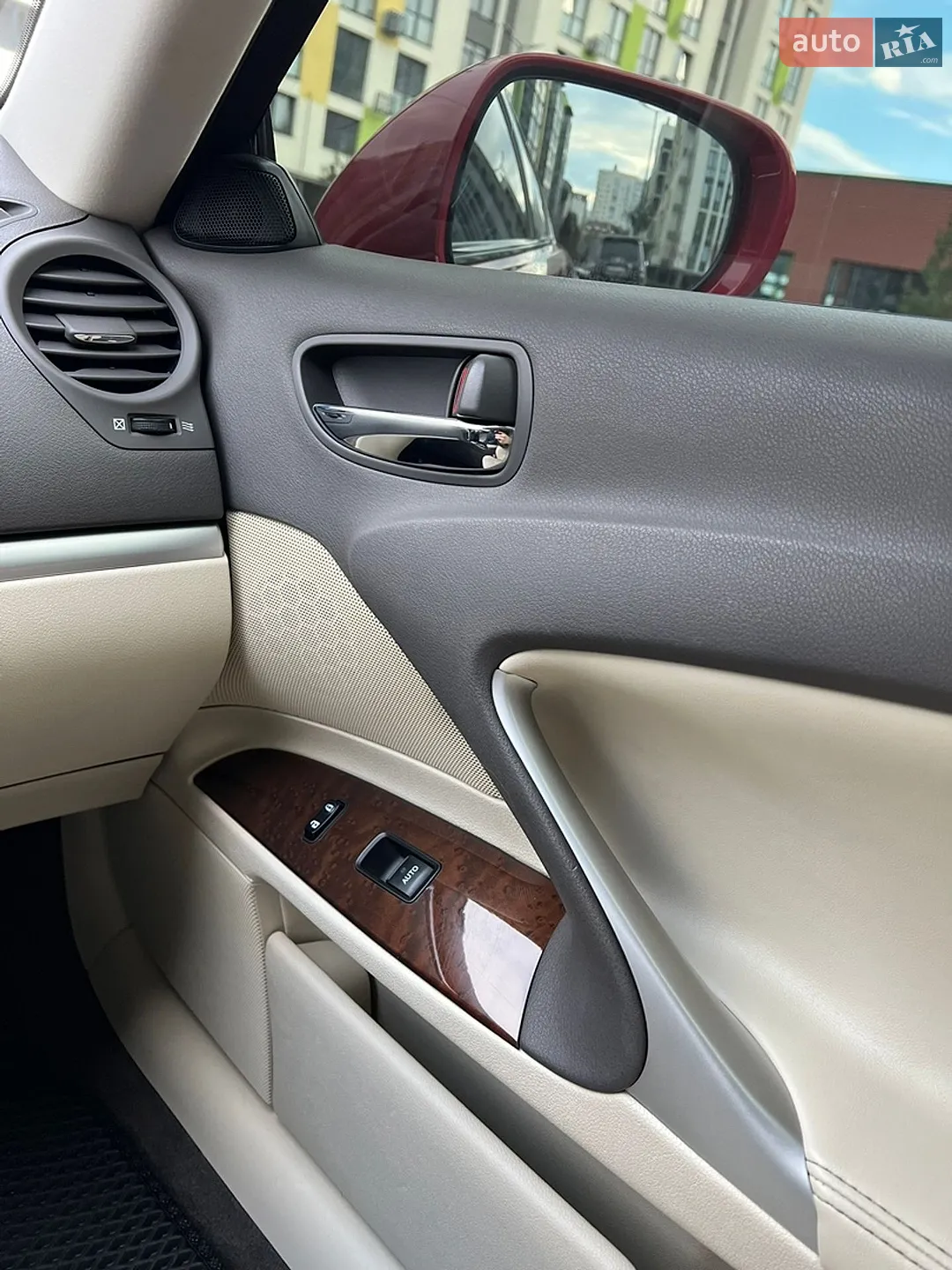 2012 Lexus IS - мініатюра 38