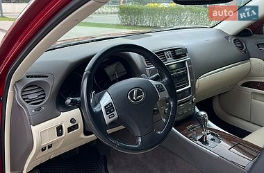 Седан Lexus IS 2012 в Львове