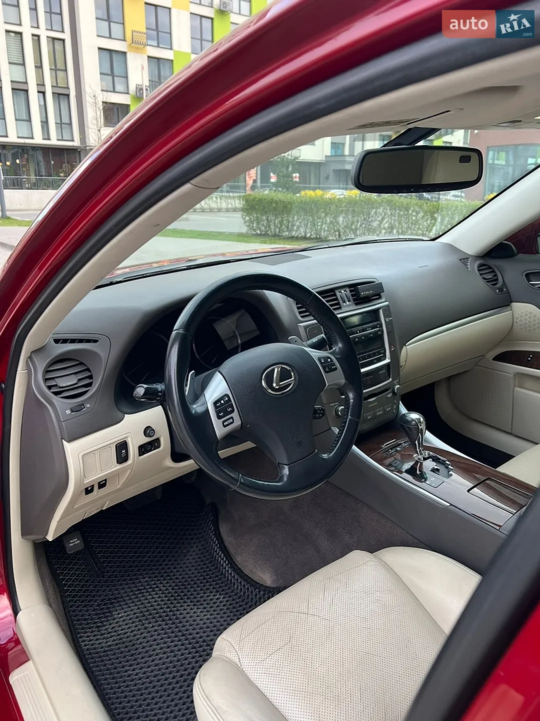 2012 Lexus IS - мініатюра 43