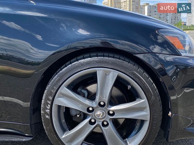 Седан Lexus IS 2011 в Киеве