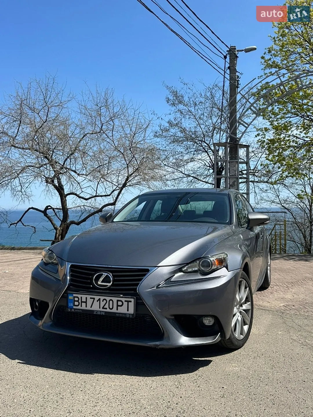 2016 Lexus IS - мініатюра 2