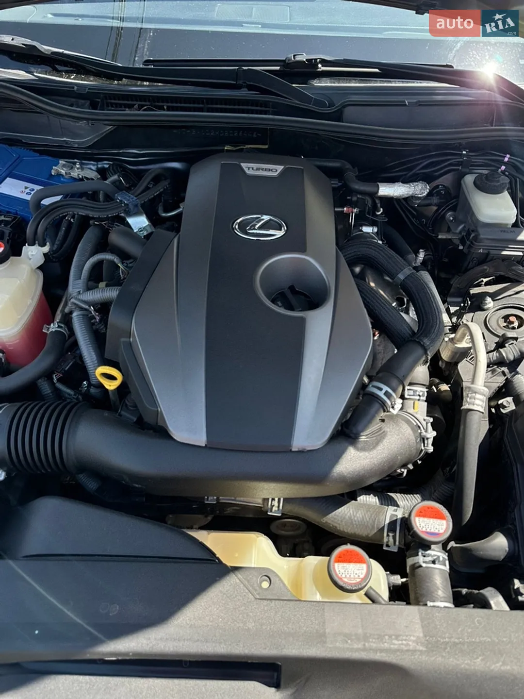 2016 Lexus IS - мініатюра 14