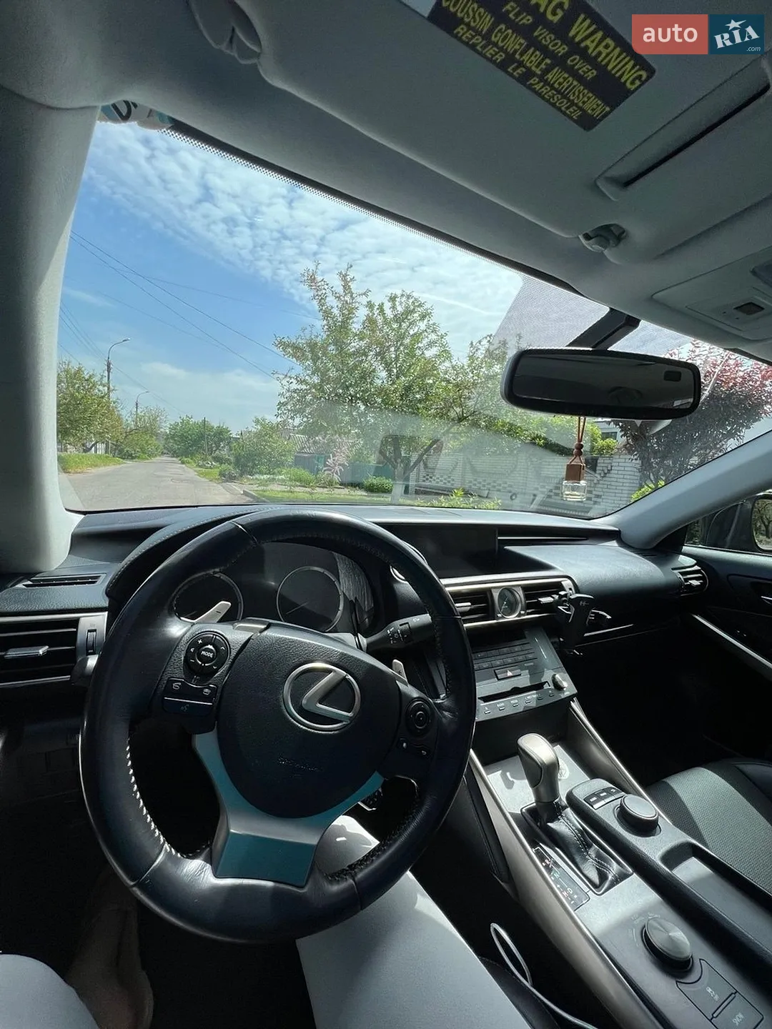 2014 Lexus IS - мініатюра 19
