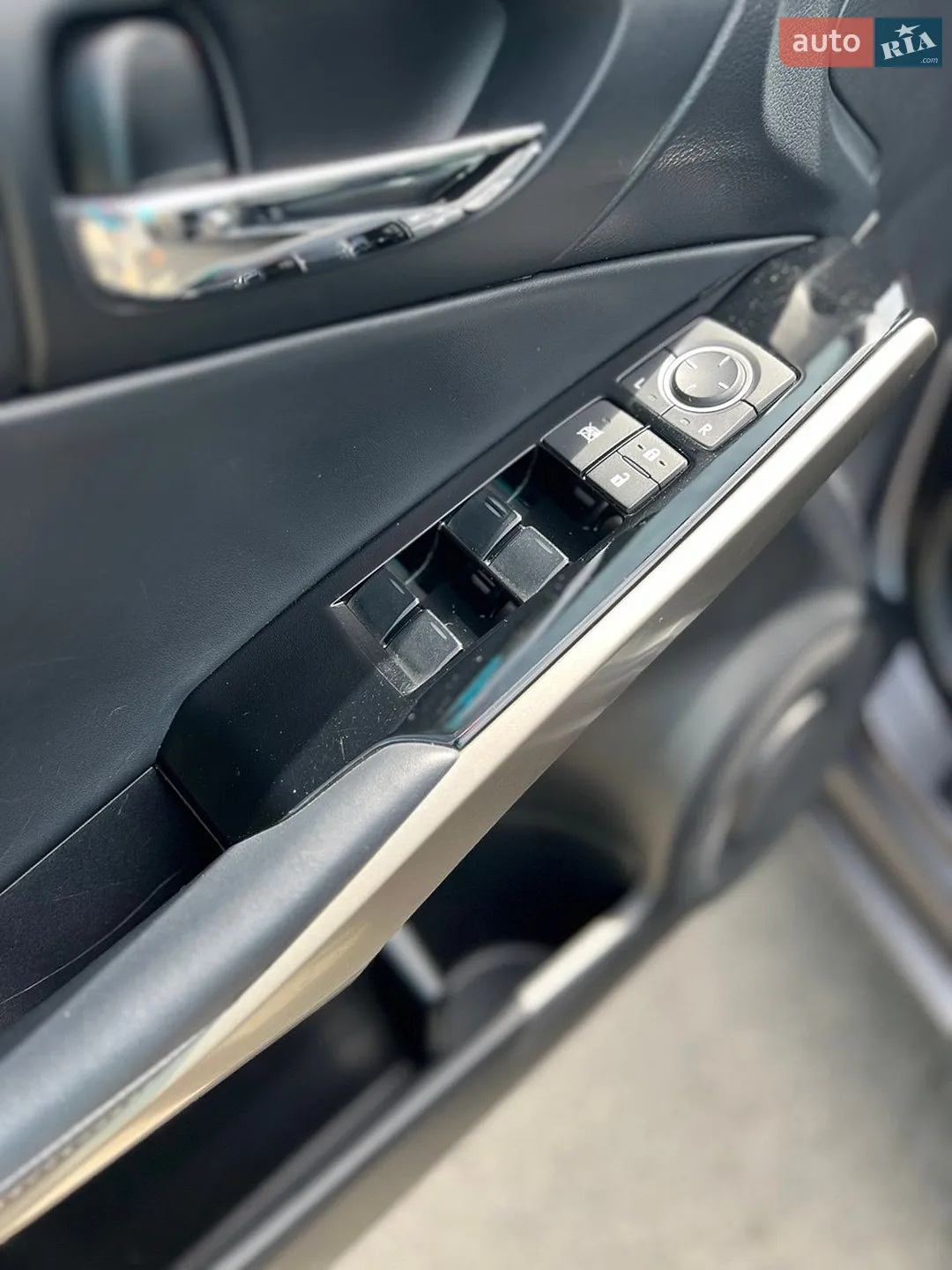 2014 Lexus IS - мініатюра 22