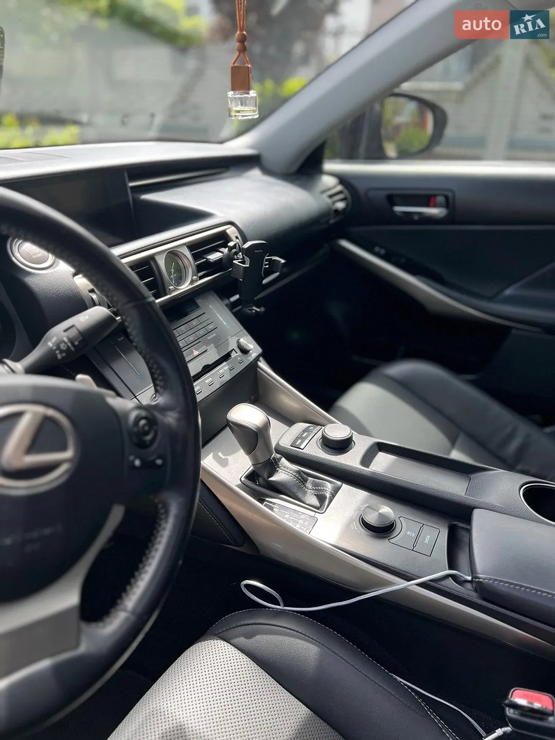2014 Lexus IS - мініатюра 24