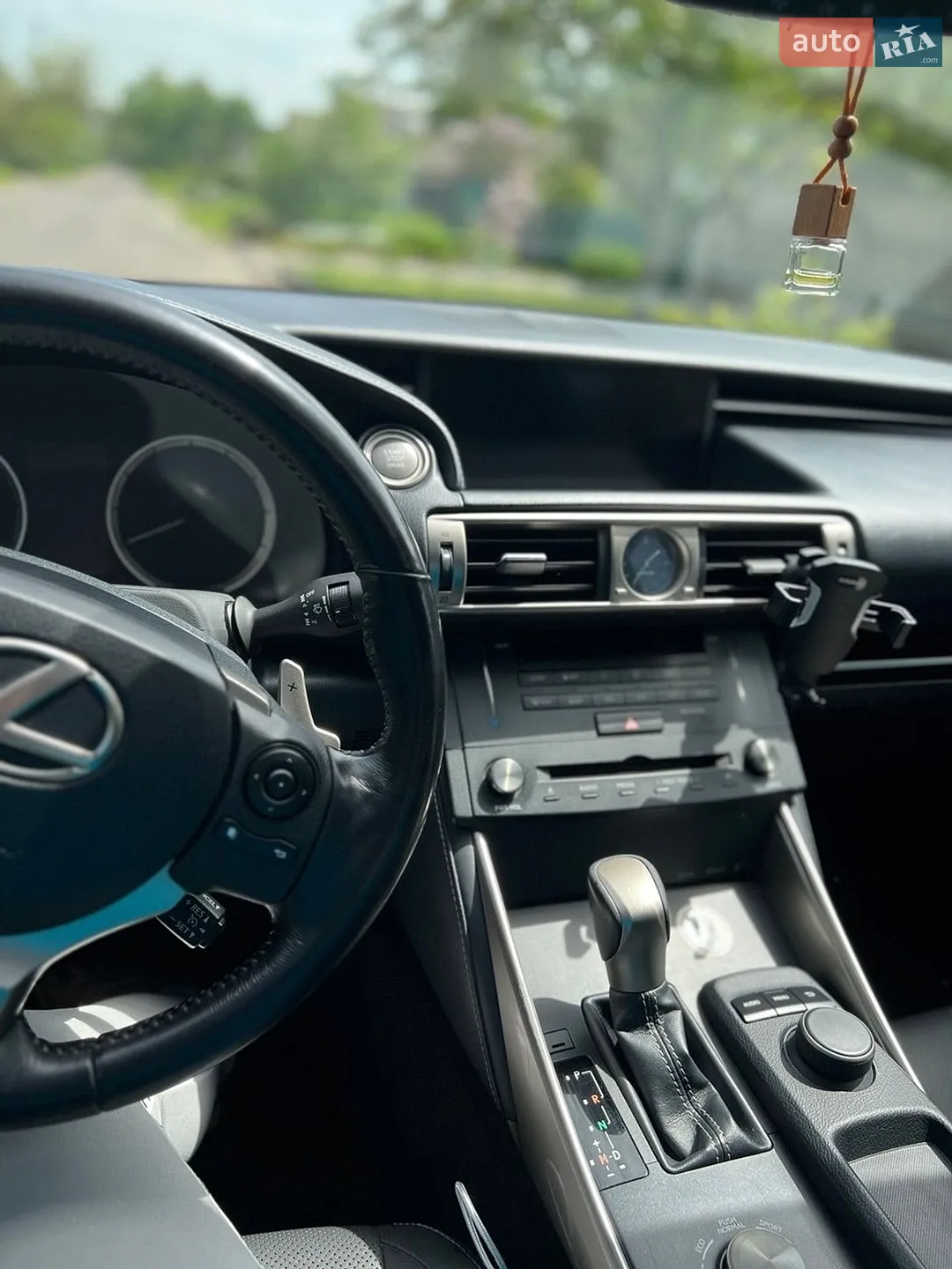 2014 Lexus IS - мініатюра 26