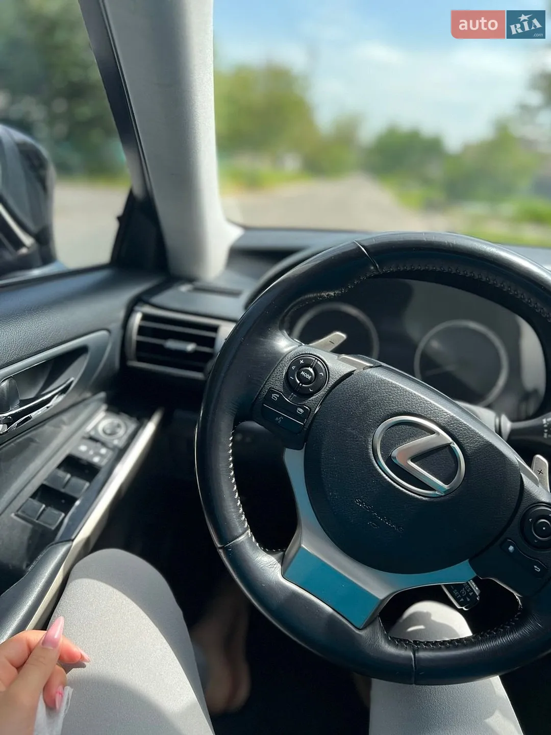 2014 Lexus IS - мініатюра 28