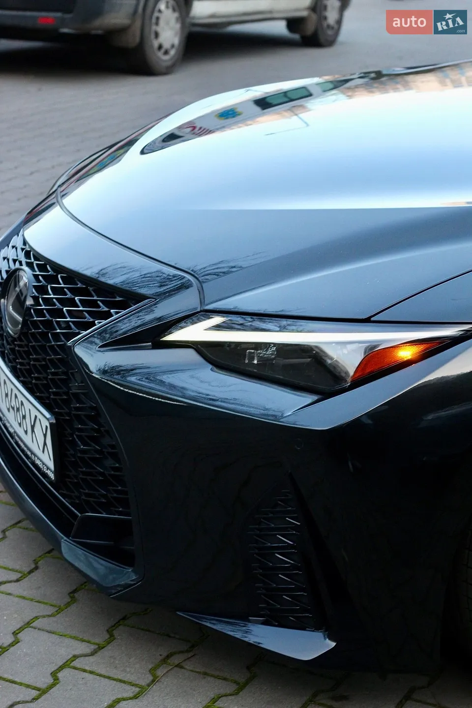 2021 Lexus IS - мініатюра 3