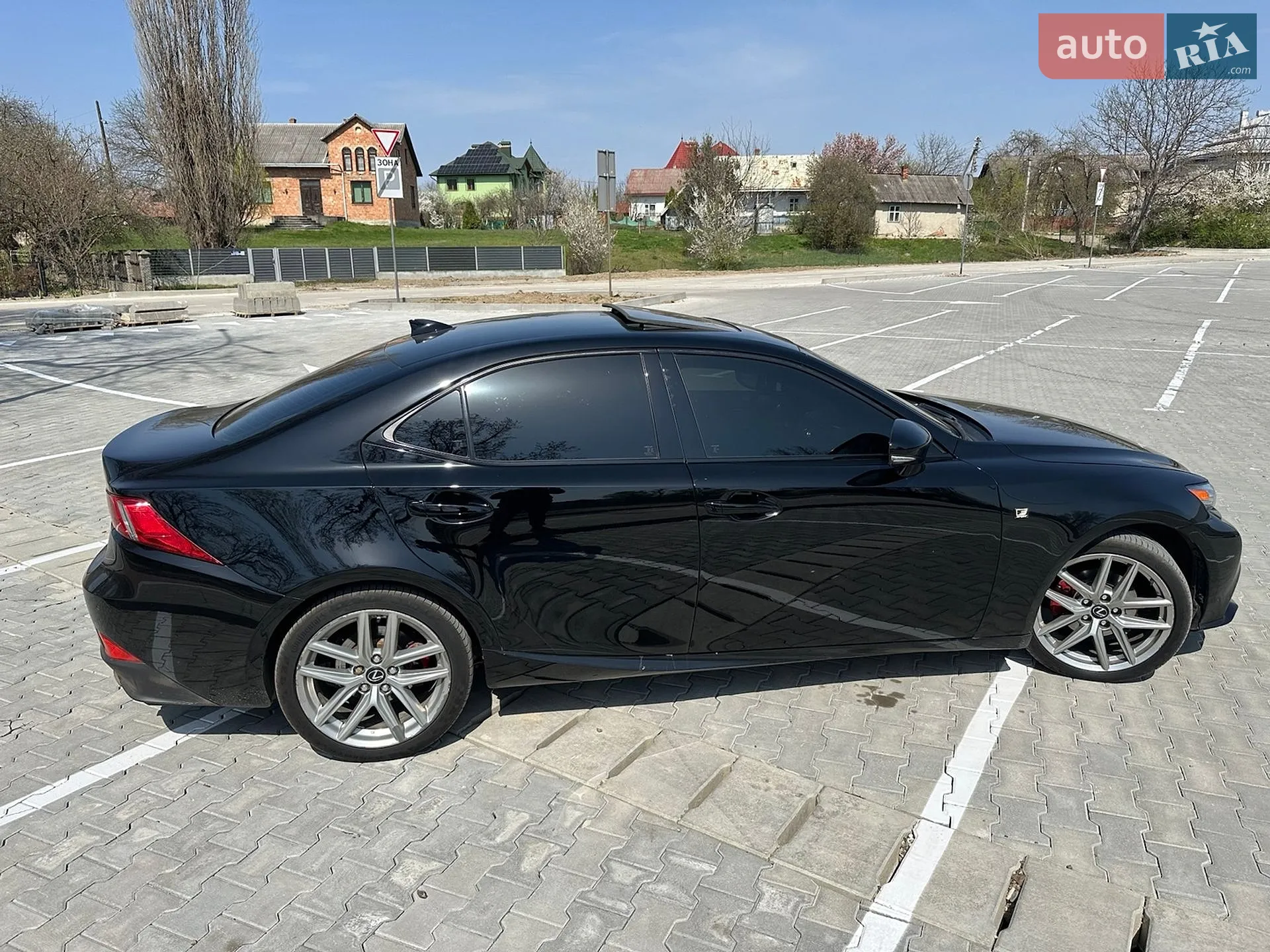 2015 Lexus IS - мініатюра 7