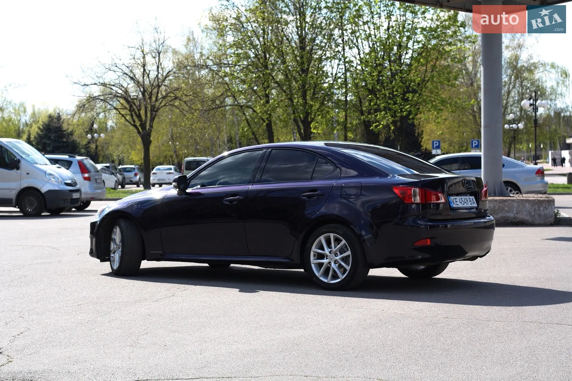 2011 Lexus IS - мініатюра 10