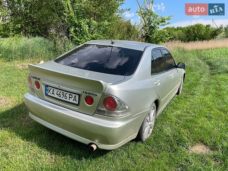 Седан Lexus IS 1999 в Белой Церкви
