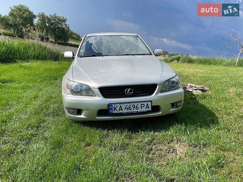 Седан Lexus IS 1999 в Белой Церкви