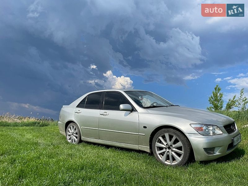 Седан Lexus IS 1999 в Белой Церкви
