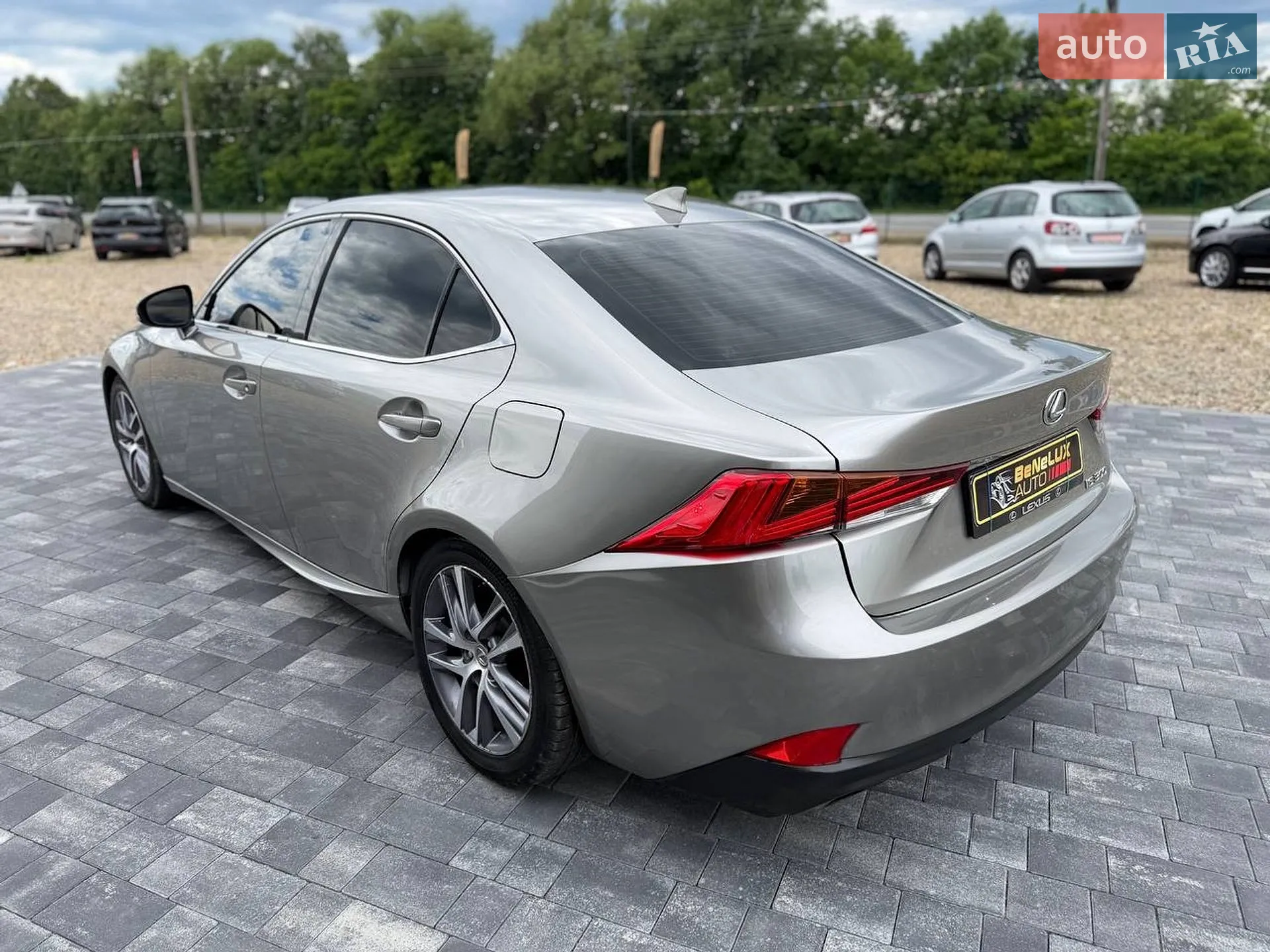 2020 Lexus IS - мініатюра 5