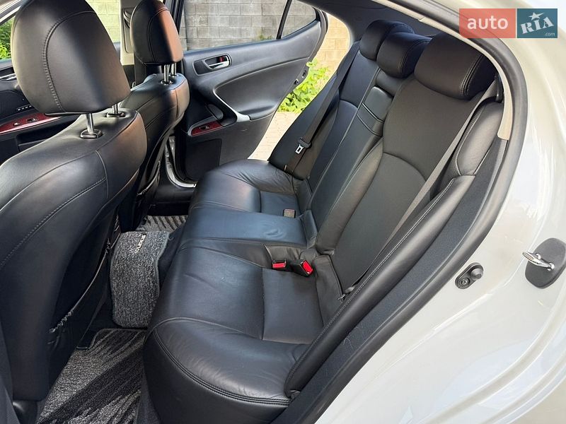 Седан Lexus IS 2007 в Одессе