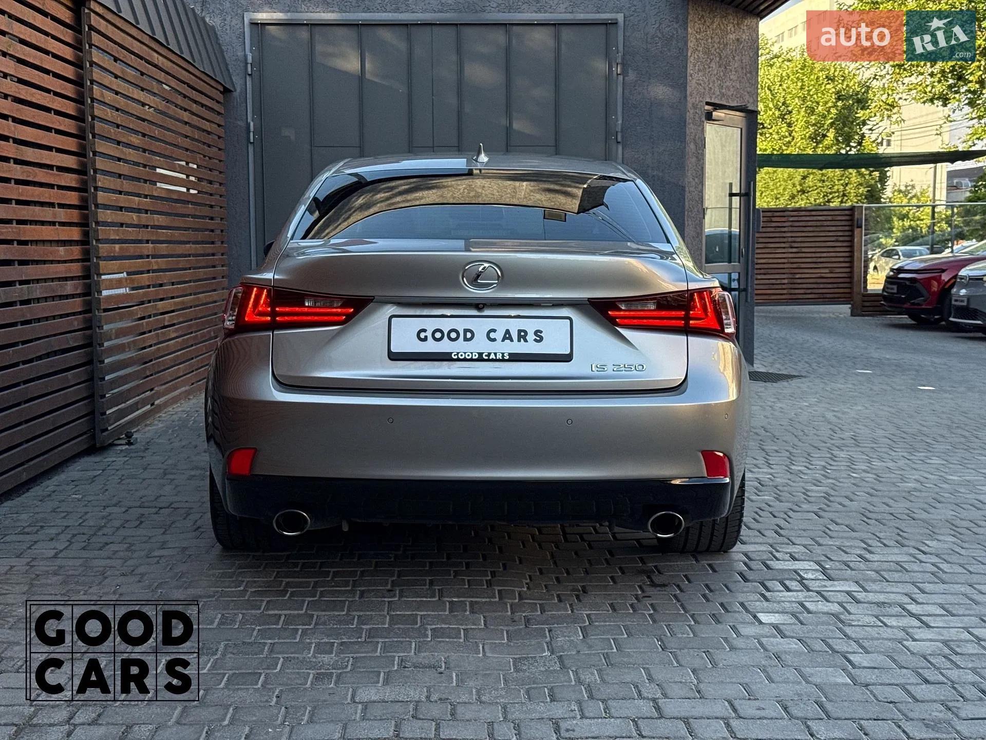 2015 Lexus IS - мініатюра 6