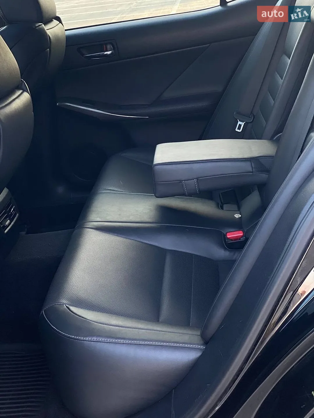 2013 Lexus IS - мініатюра 47