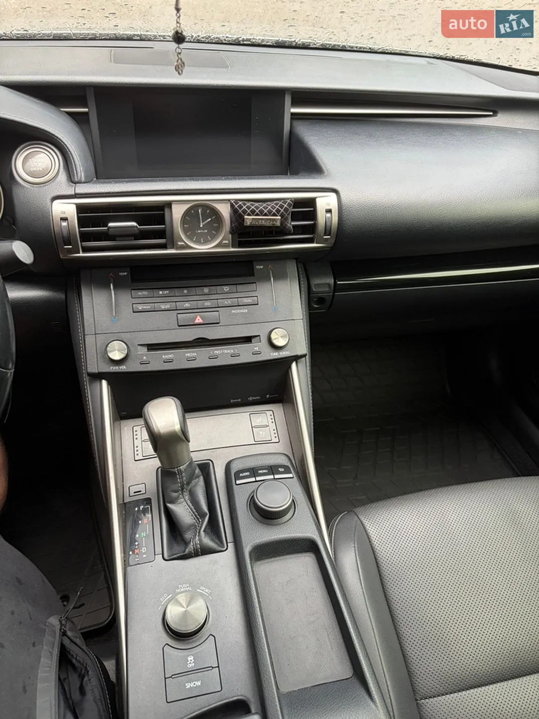 2014 Lexus IS - мініатюра 12