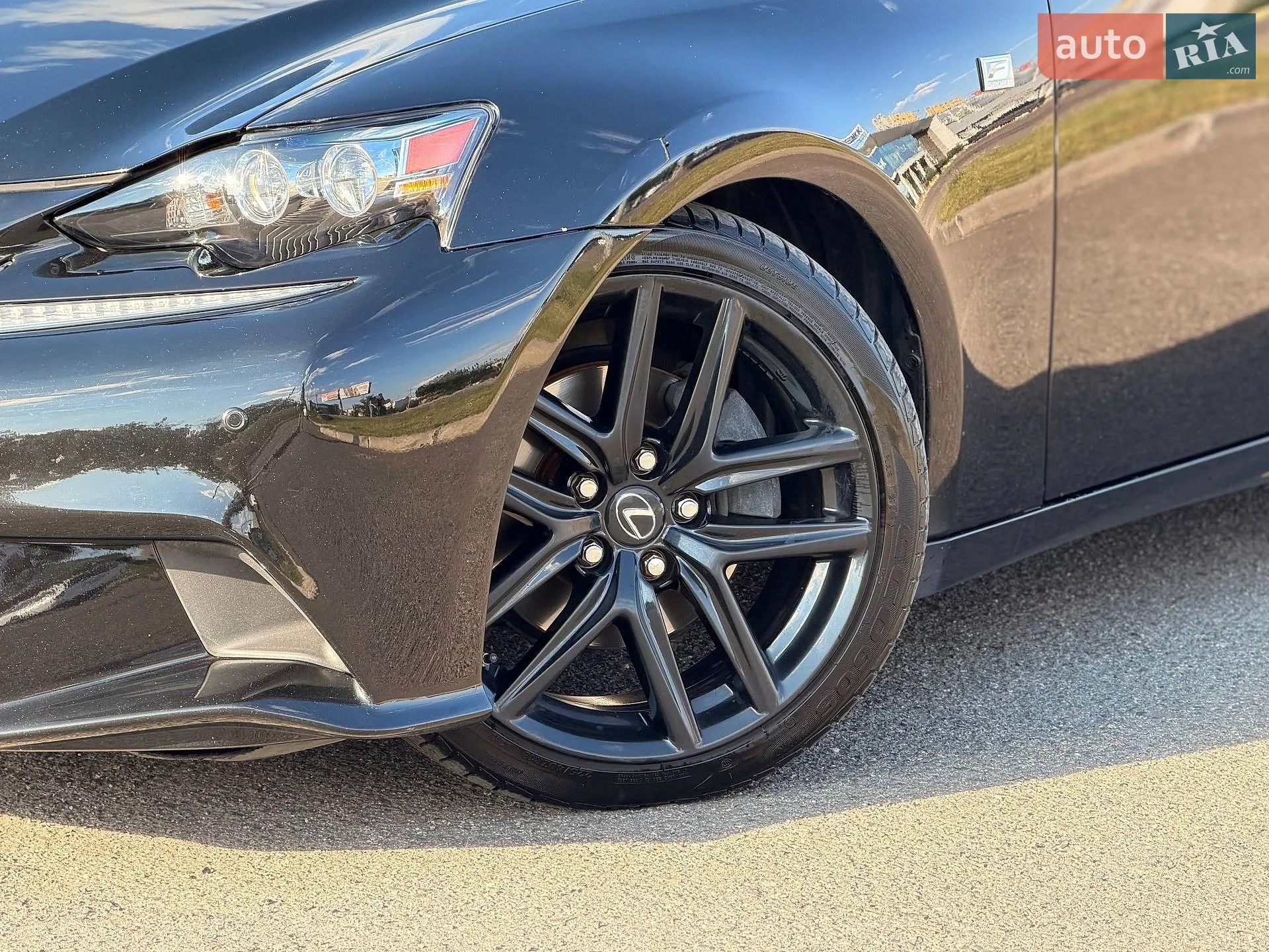 2015 Lexus IS - мініатюра 6