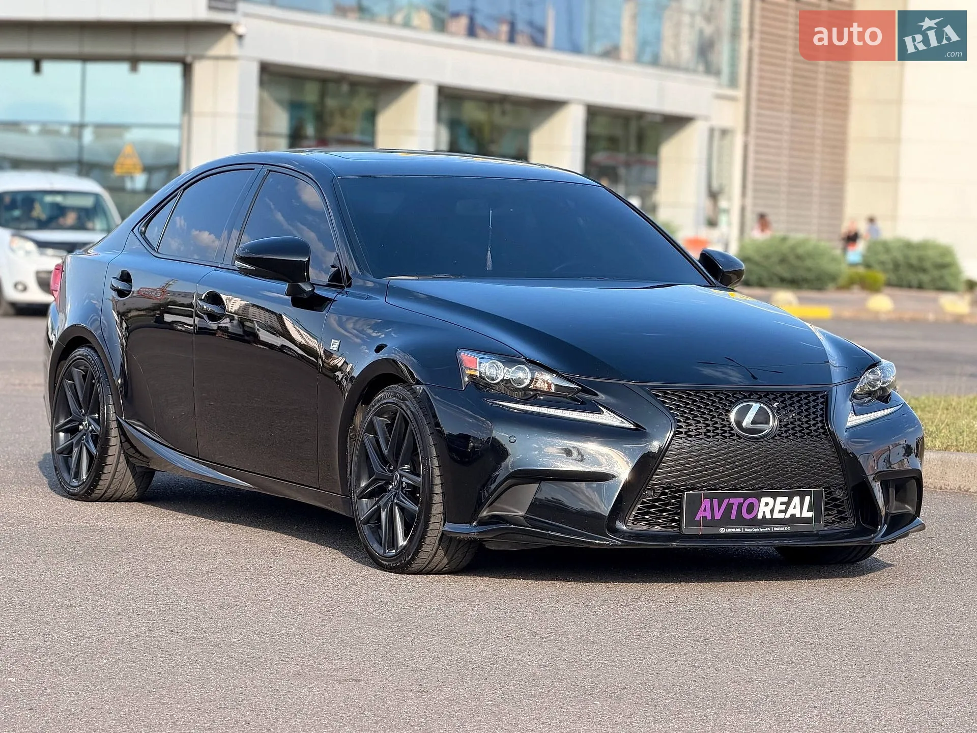 2015 Lexus IS - мініатюра 13