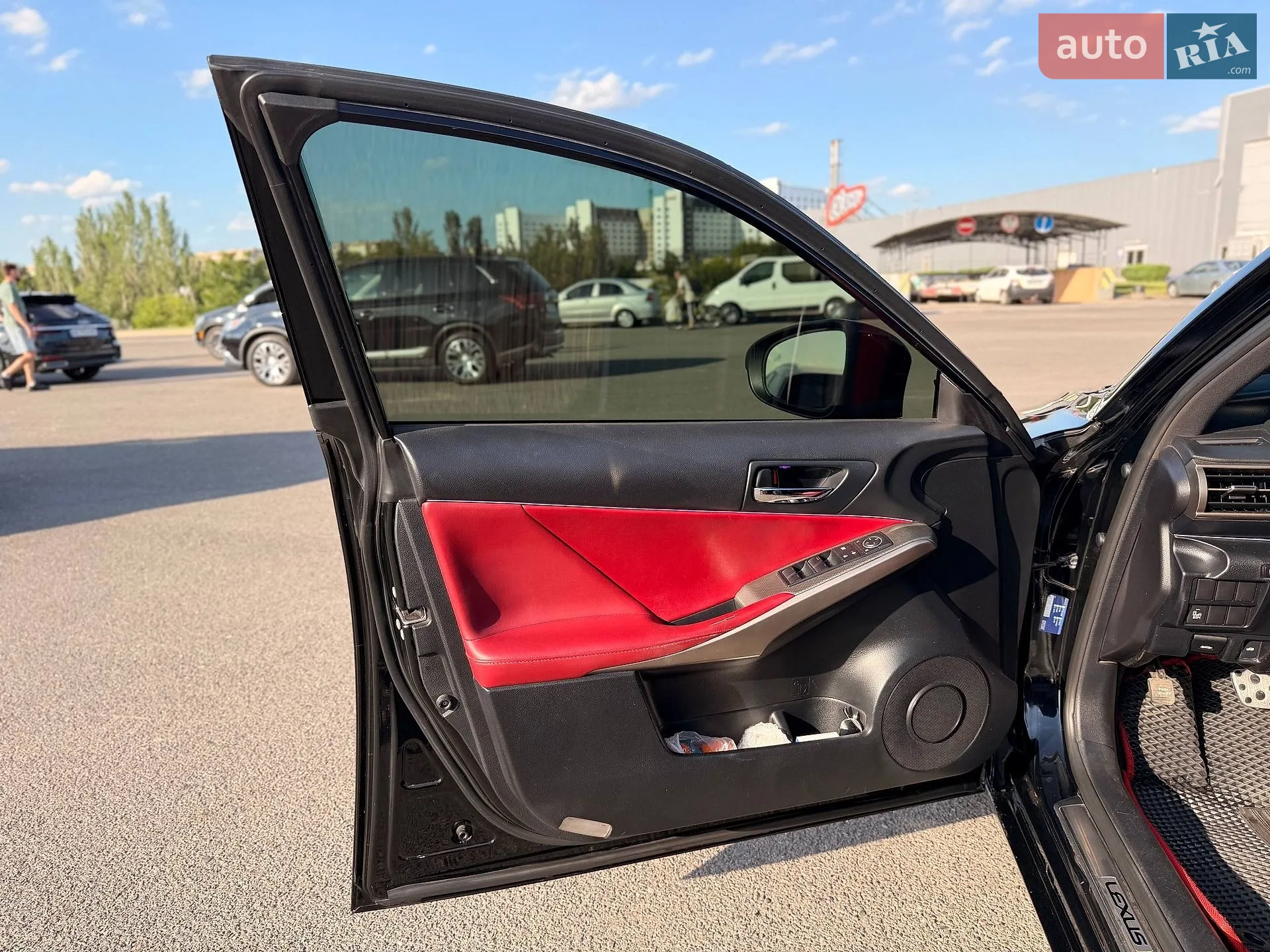 2015 Lexus IS - мініатюра 37
