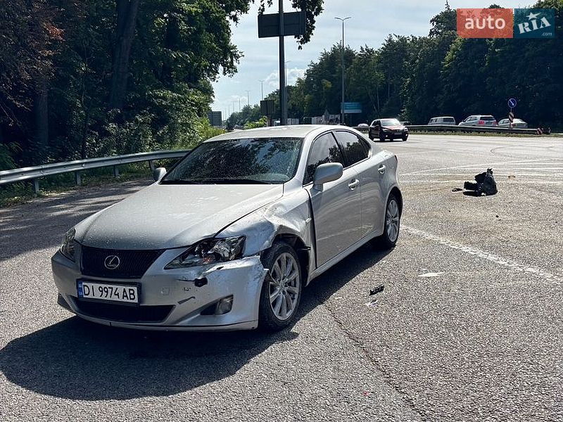Седан Lexus IS 2007 в Киеве фото 6 Седан Lexus IS 2007 в Киеве