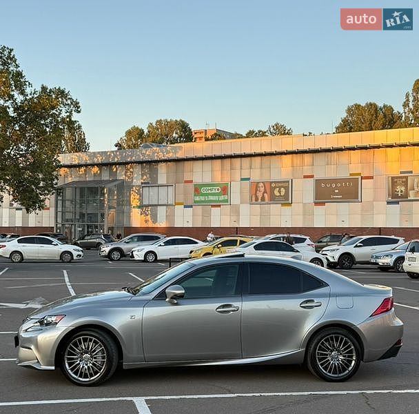 Седан Lexus IS 2015 в Одесі фото 3 Седан Lexus IS 2015 в Одесі