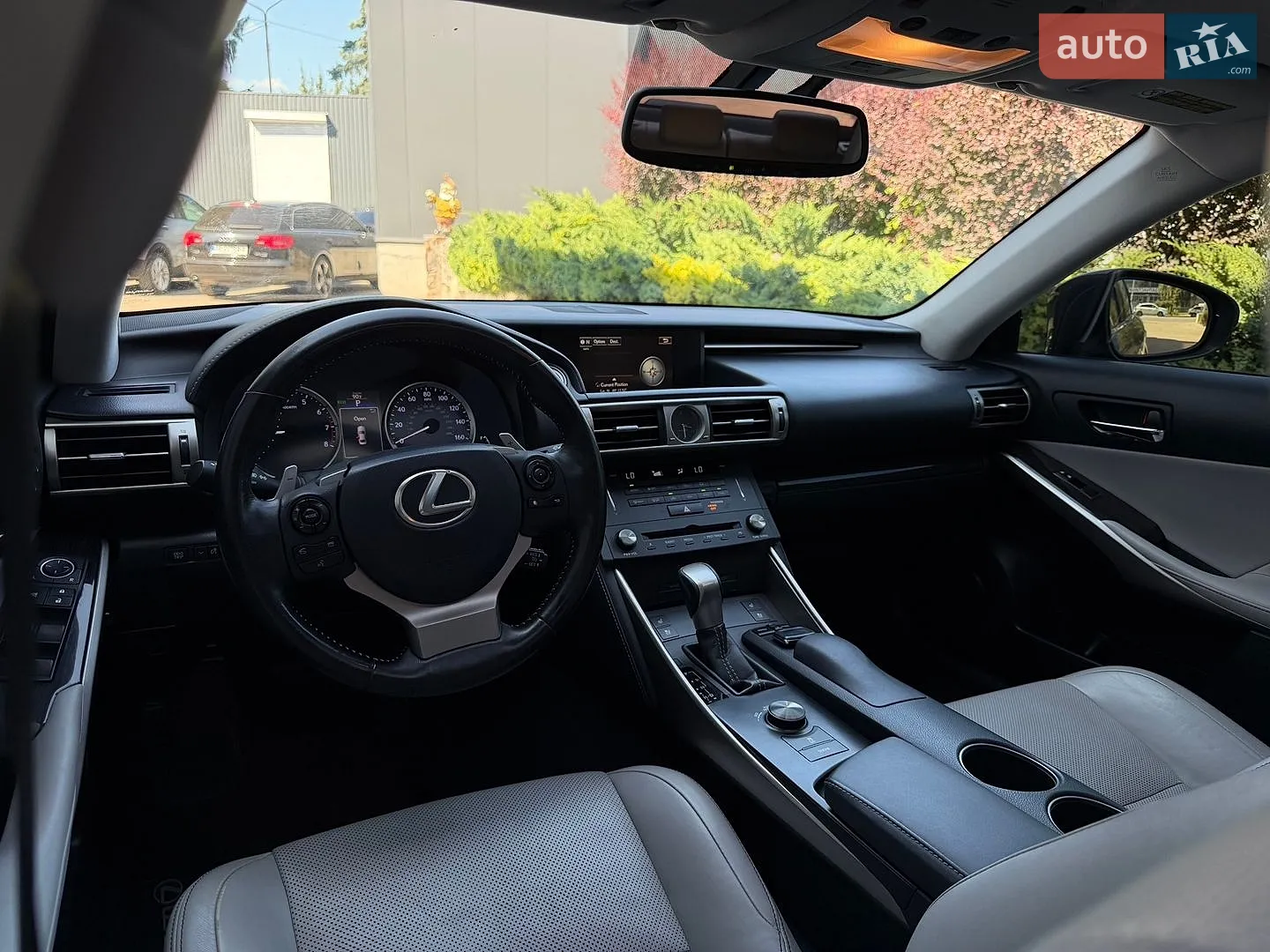 2015 Lexus IS - мініатюра 10