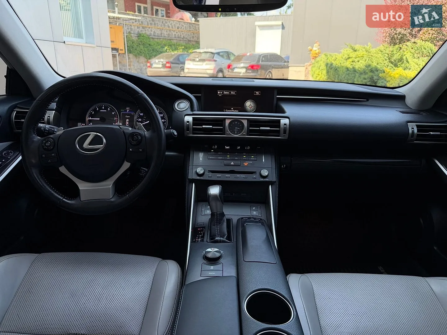 2015 Lexus IS - мініатюра 13