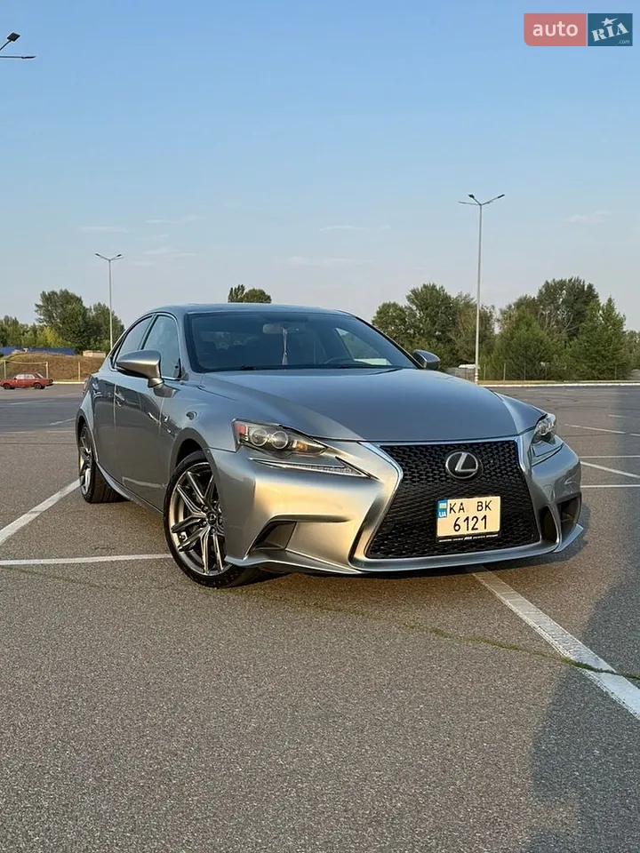 2017 Lexus IS - мініатюра 37