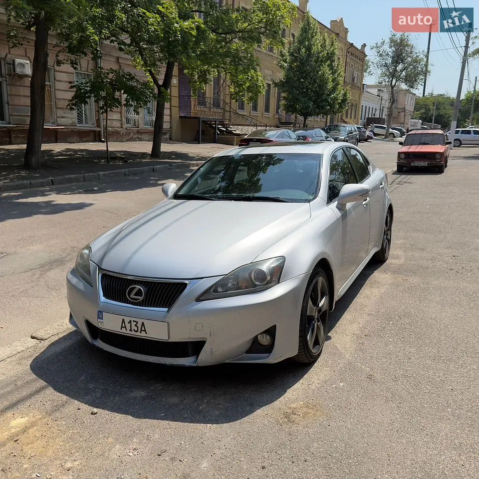 2010 Lexus IS - мініатюра 20