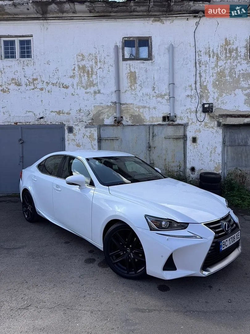2014 Lexus IS - фото 1