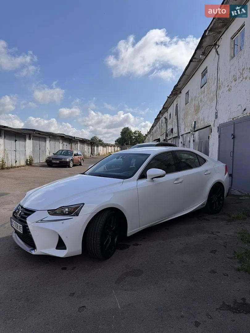 2014 Lexus IS - мініатюра 4