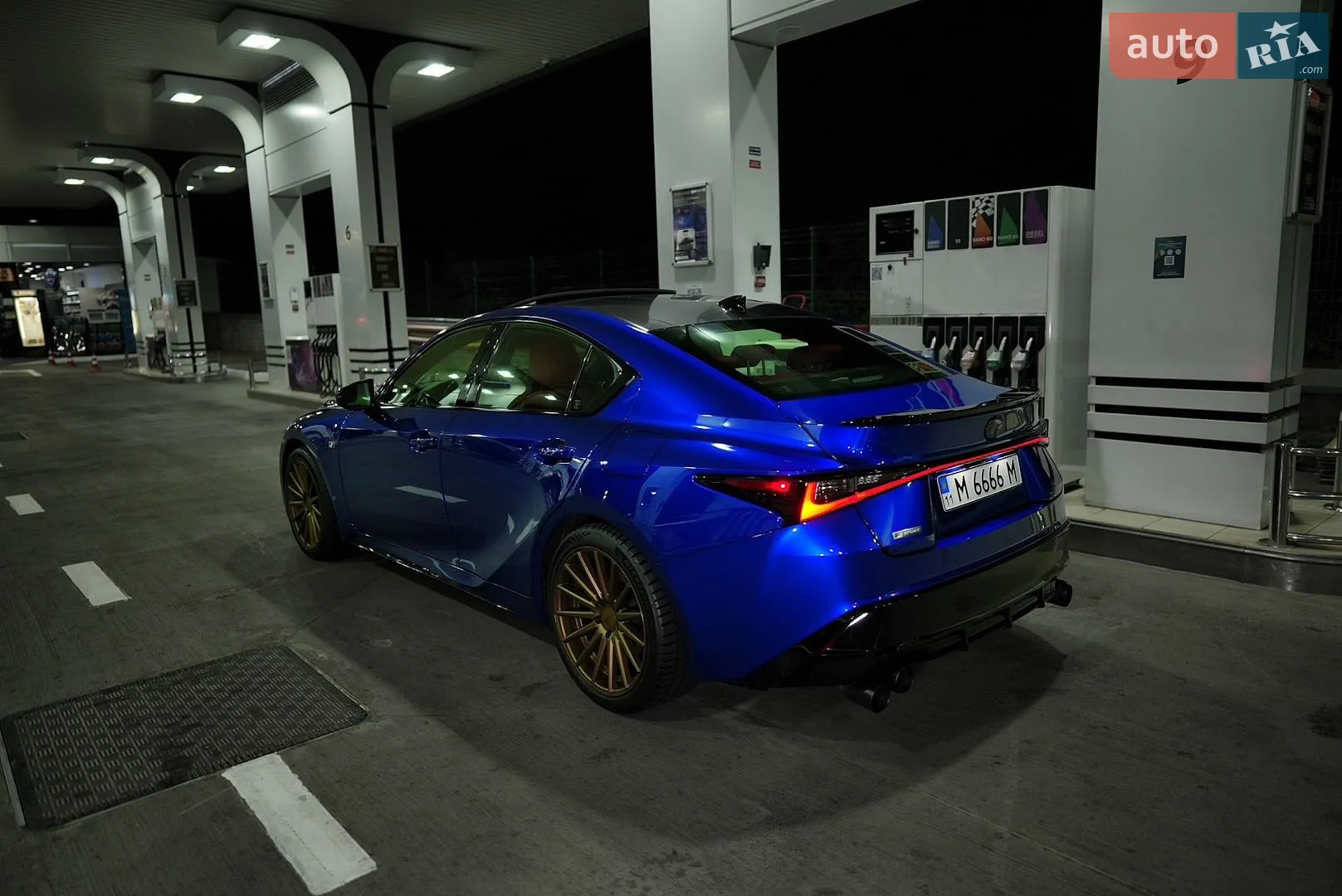 2021 Lexus IS - мініатюра 3