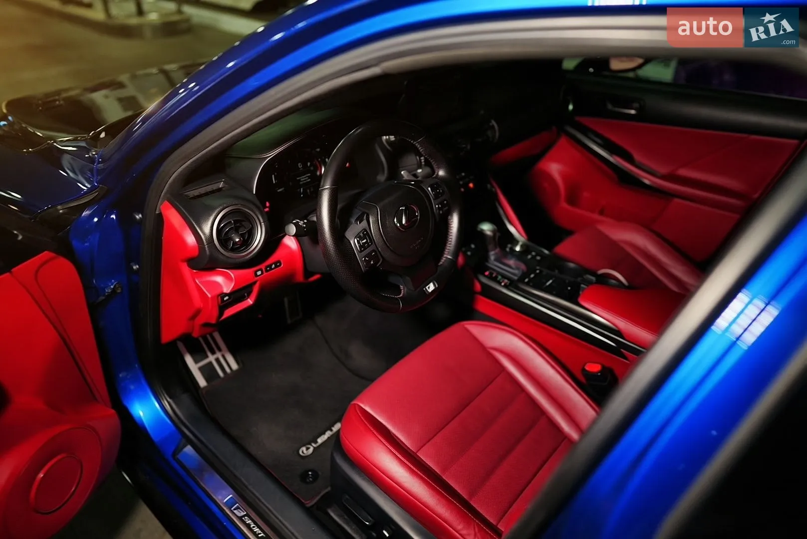 2021 Lexus IS - мініатюра 8
