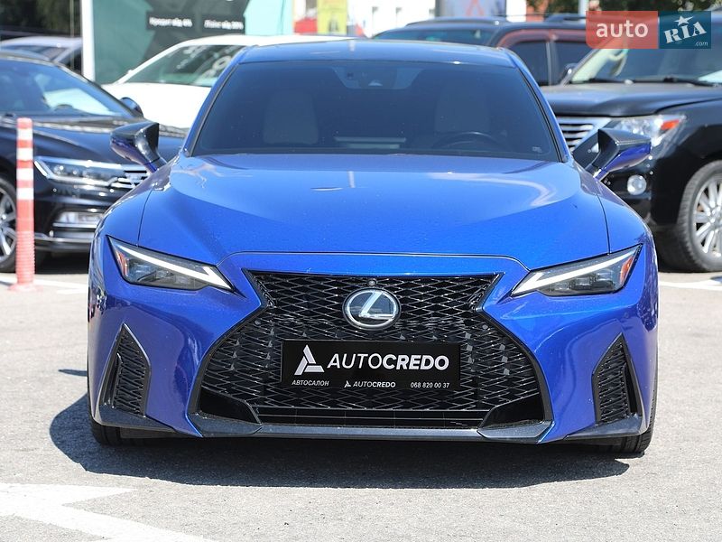 Седан Lexus IS 2022 в Харькове