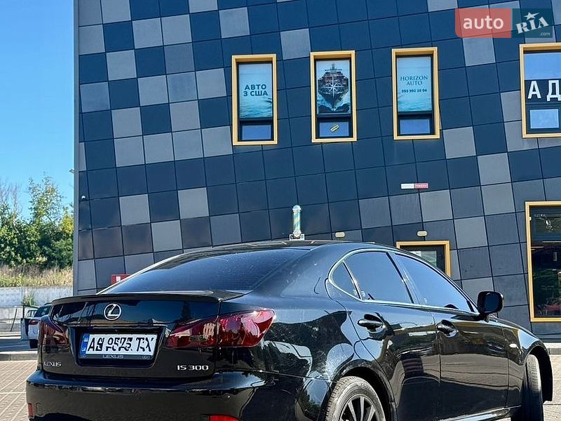 Седан Lexus IS 2008 в Киеве
