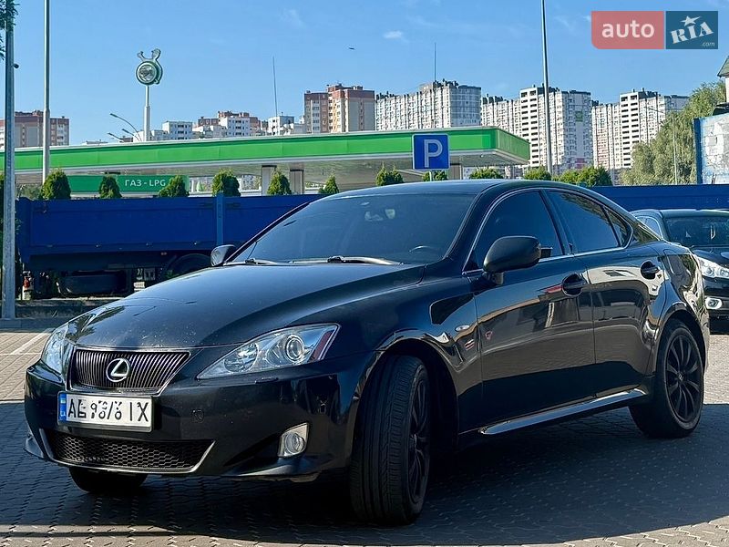 Седан Lexus IS 2008 в Киеве