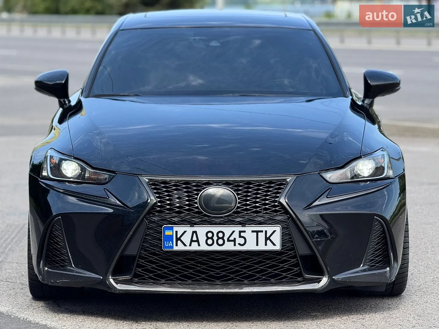 2017 Lexus IS - мініатюра 9