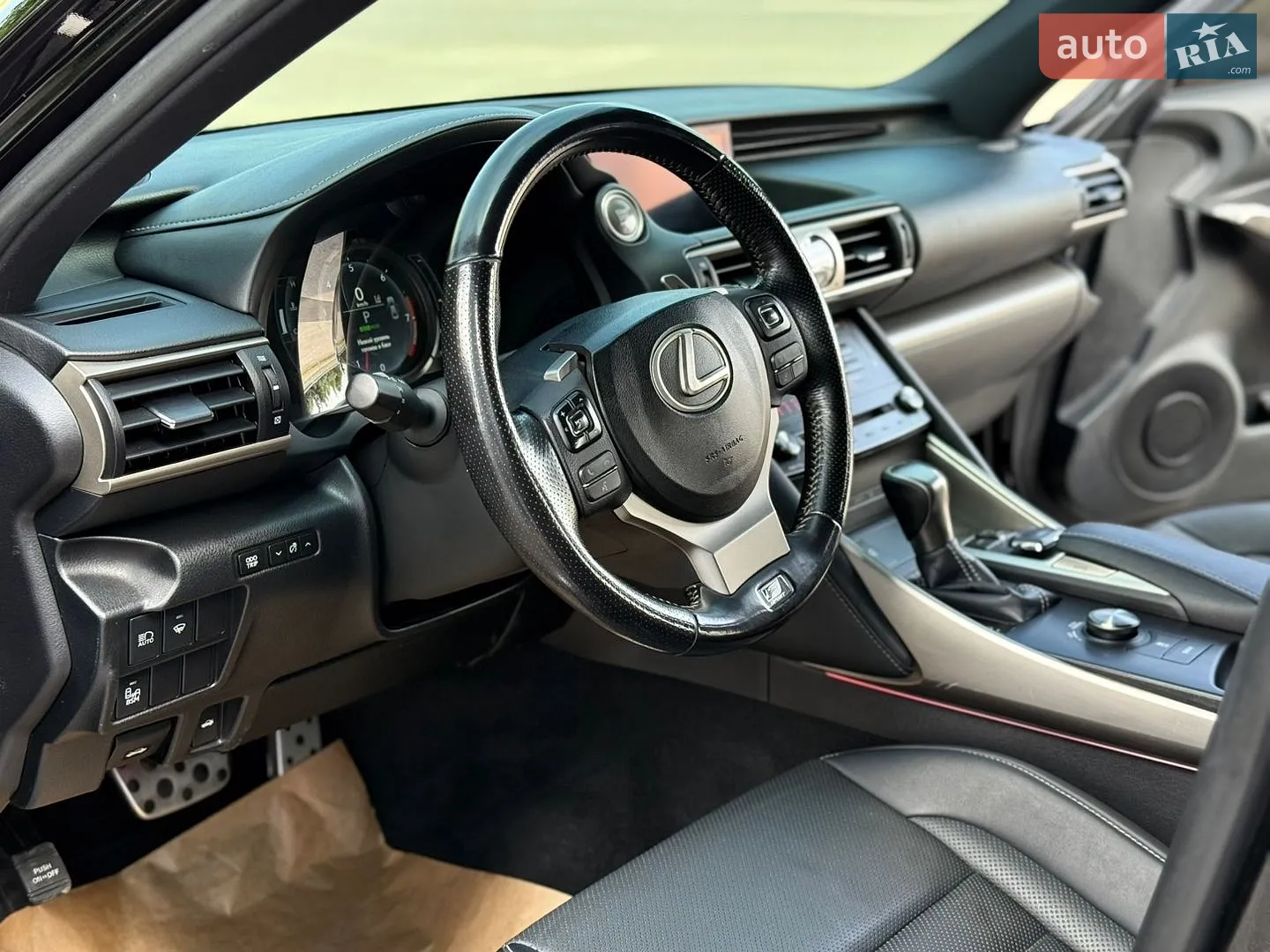 2017 Lexus IS - мініатюра 11