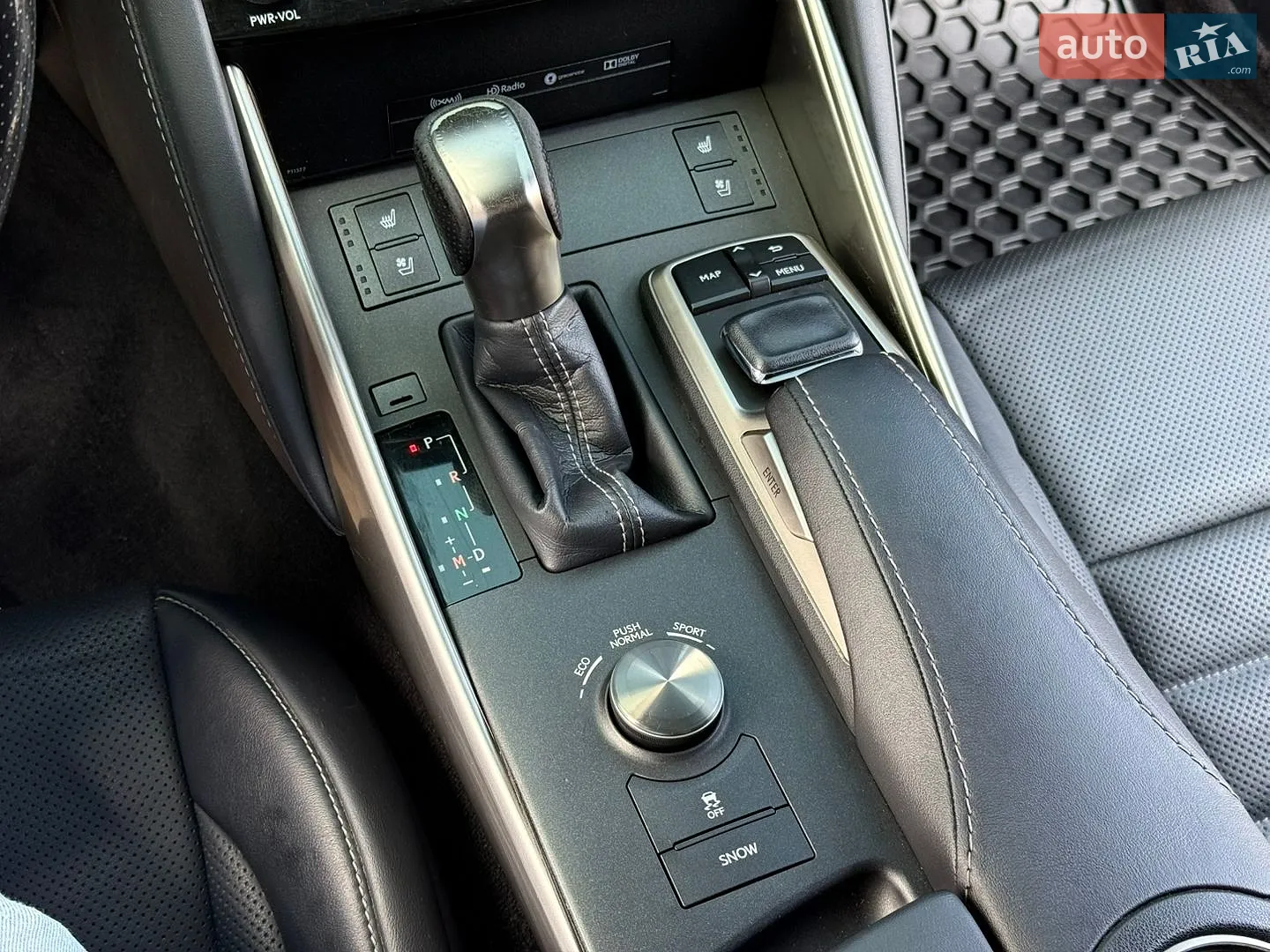 2017 Lexus IS - мініатюра 27