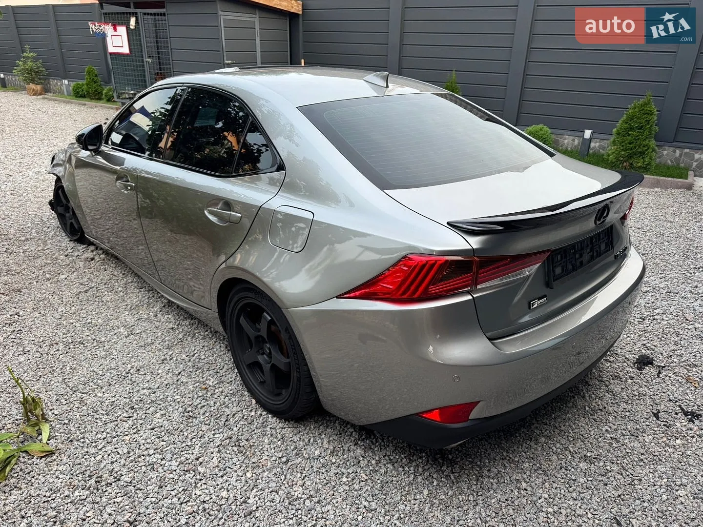 2018 Lexus IS - мініатюра 9